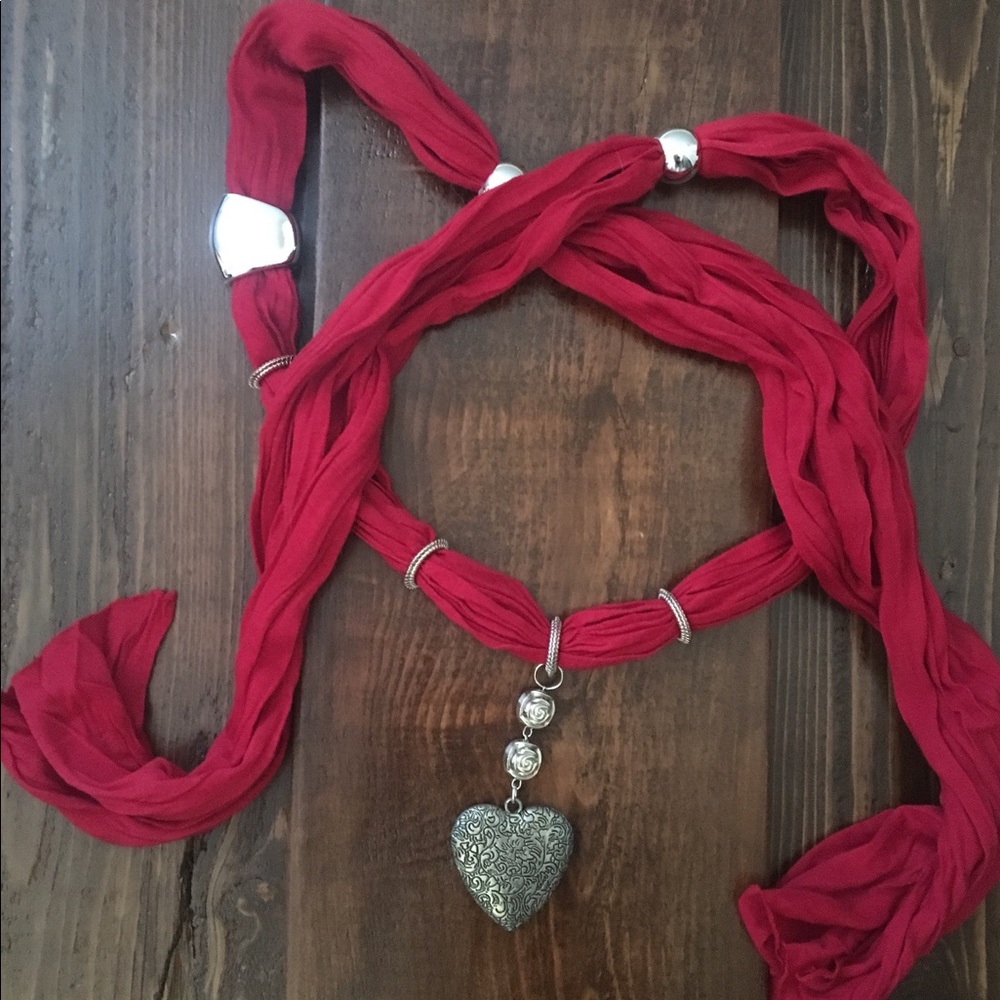 Scarf necklace